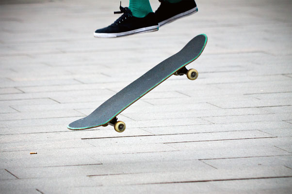 Skateboarding 